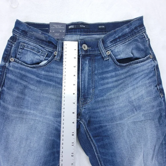 BKE Buckle Mason Mens Taper Blue Jeans Size 30x30 NWT